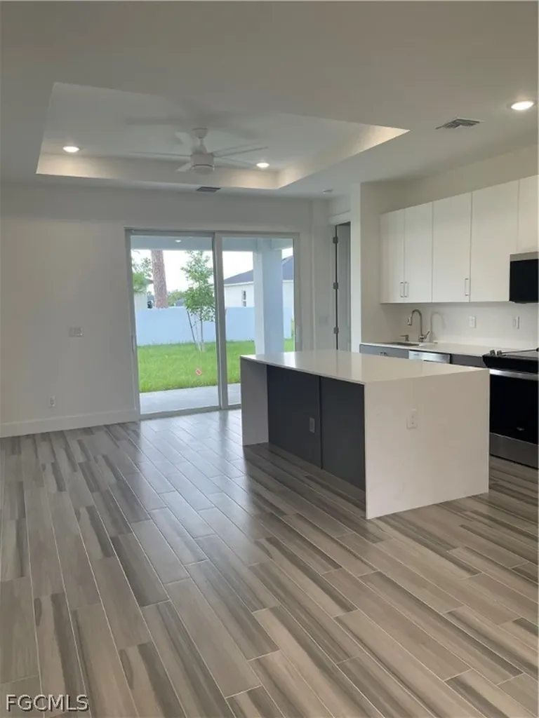 2614 NW 27th Street Cape Coral FL 33993