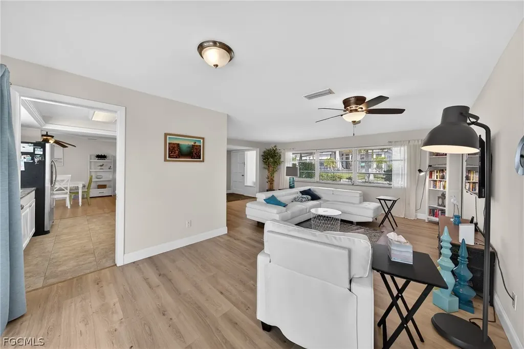 124 SW 56th Terrace Cape Coral FL 33914