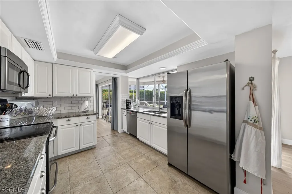 124 SW 56th Terrace Cape Coral FL 33914