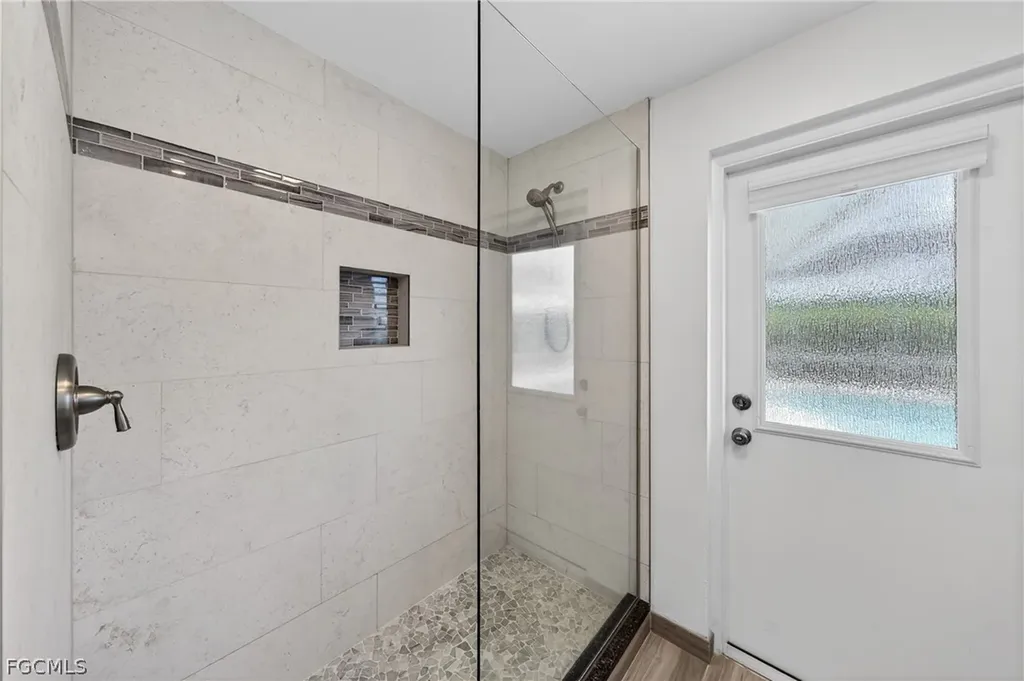 124 SW 56th Terrace Cape Coral FL 33914