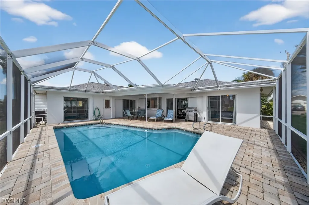 124 SW 56th Terrace Cape Coral FL 33914