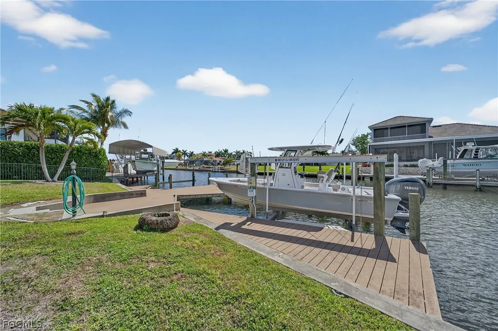 124 SW 56th Terrace Cape Coral FL 33914