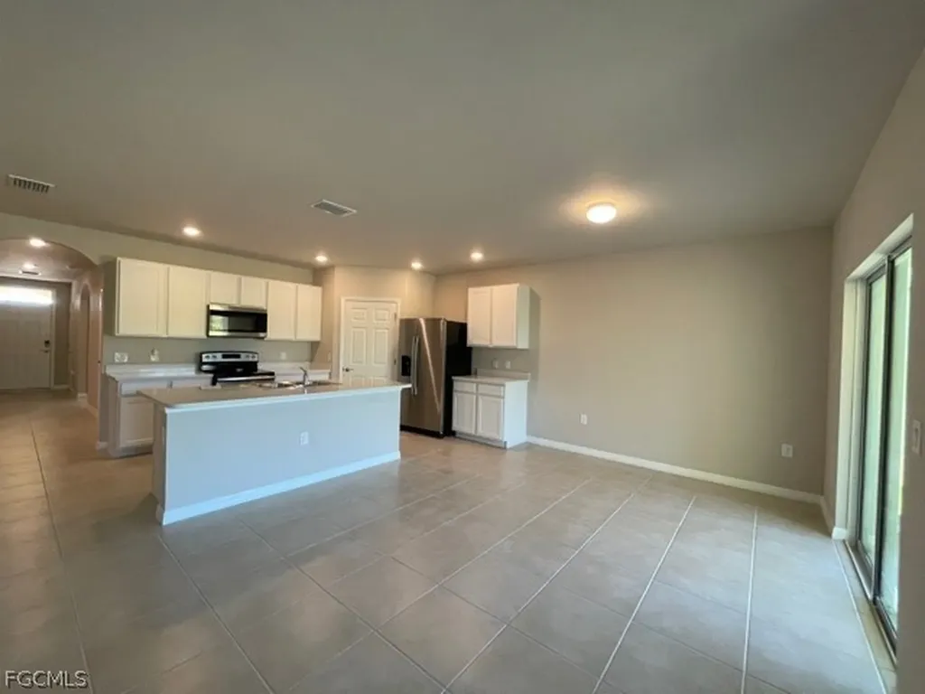 3152 Cozumel Court Cape Coral FL 33909