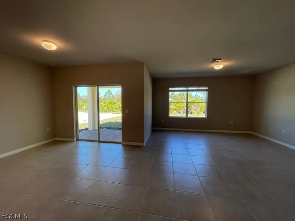 3152 Cozumel Court Cape Coral FL 33909