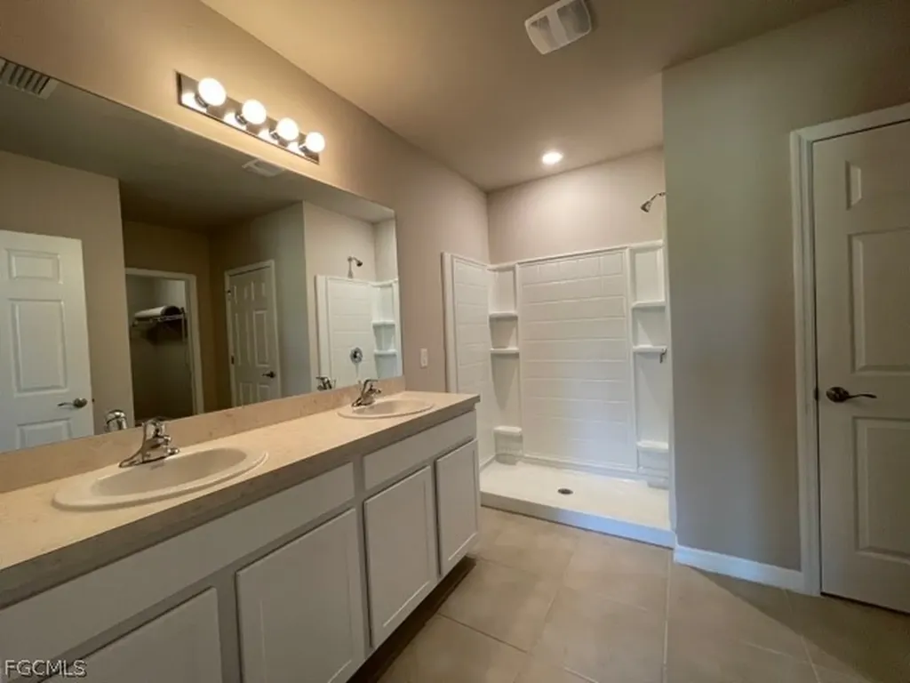 3152 Cozumel Court Cape Coral FL 33909