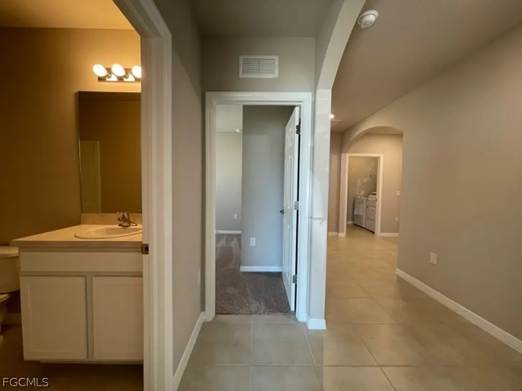 3152 Cozumel Court Cape Coral FL 33909