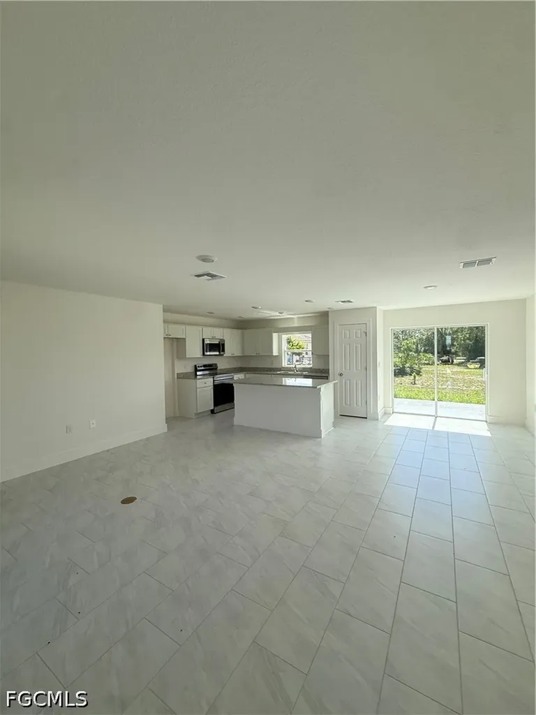 731 Anaconda Avenue S Lehigh Acres FL 33974