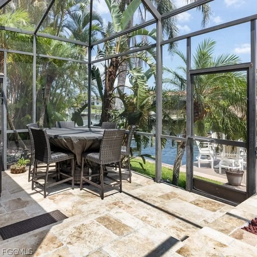 2317 SW 43rd Lane Cape Coral FL 33914