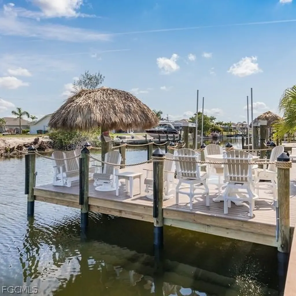 2317 SW 43rd Lane Cape Coral FL 33914