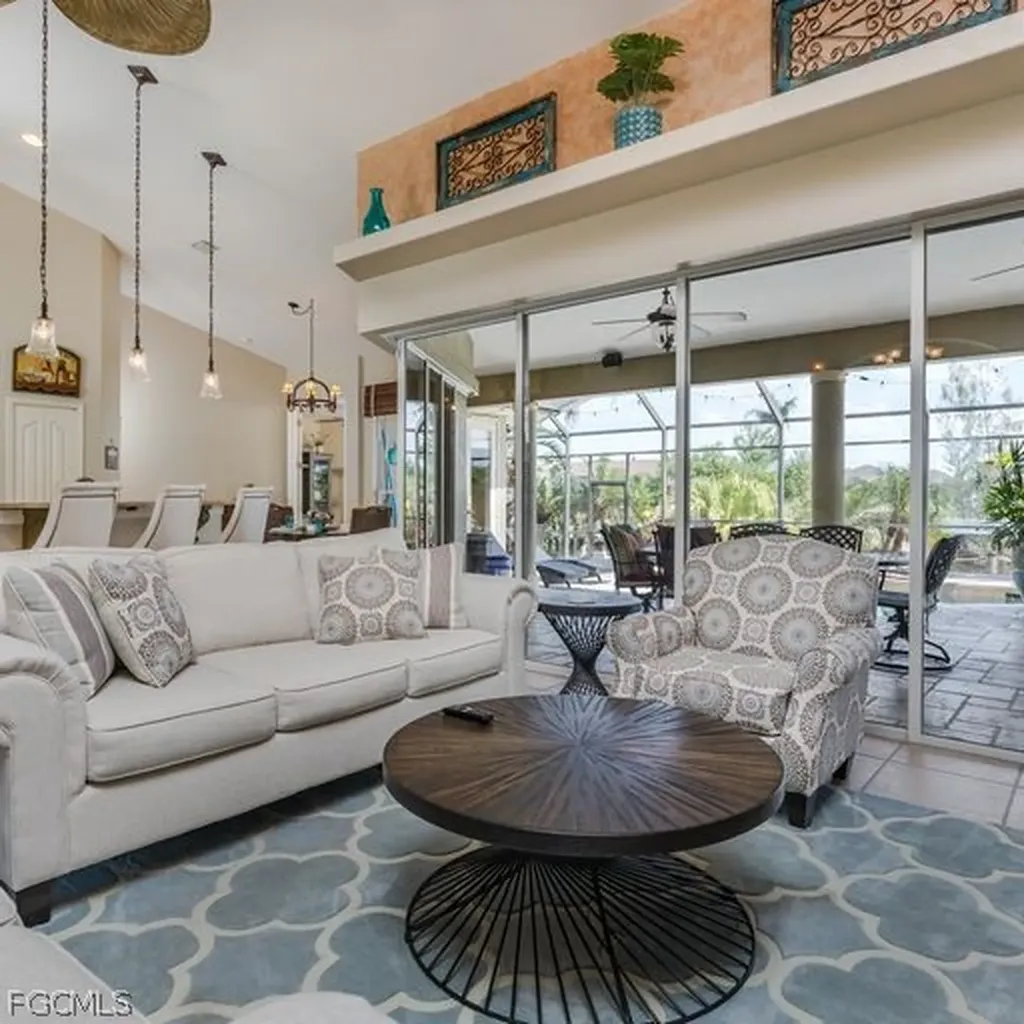 2317 SW 43rd Lane Cape Coral FL 33914