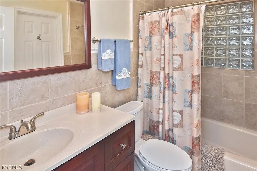 2237 Flora Avenue Fort Myers FL 33907