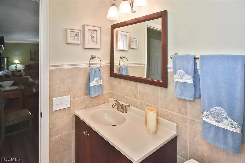 2237 Flora Avenue Fort Myers FL 33907