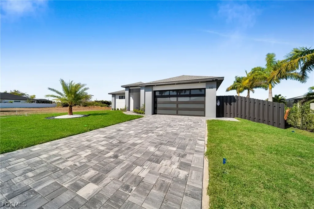 332 SW 26th Avenue Cape Coral FL 33991