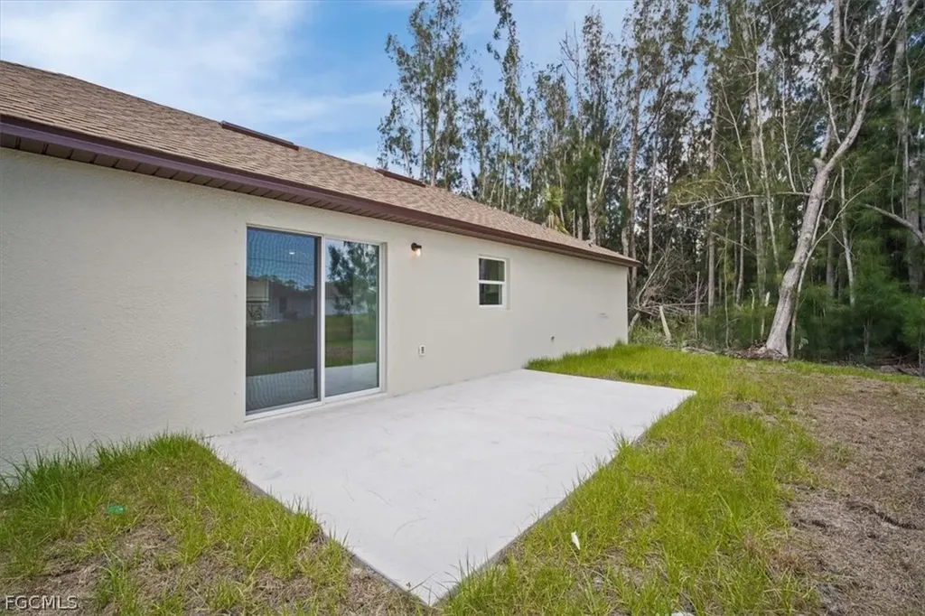 1242 Echard Street E Lehigh Acres FL 33974