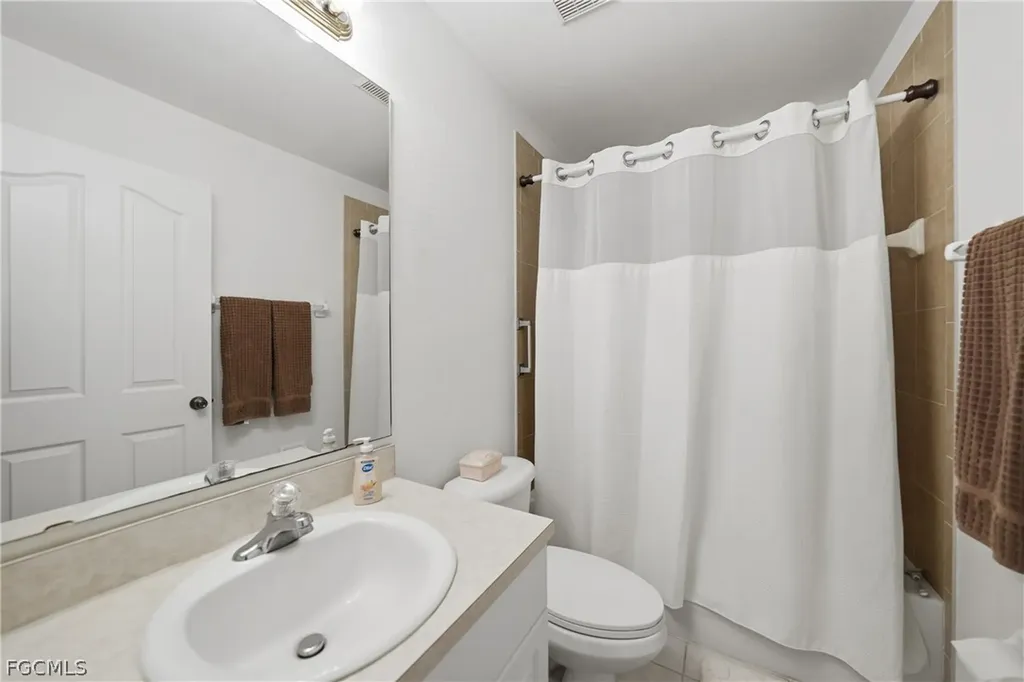 2117 NE 40th Street Cape Coral FL 33909