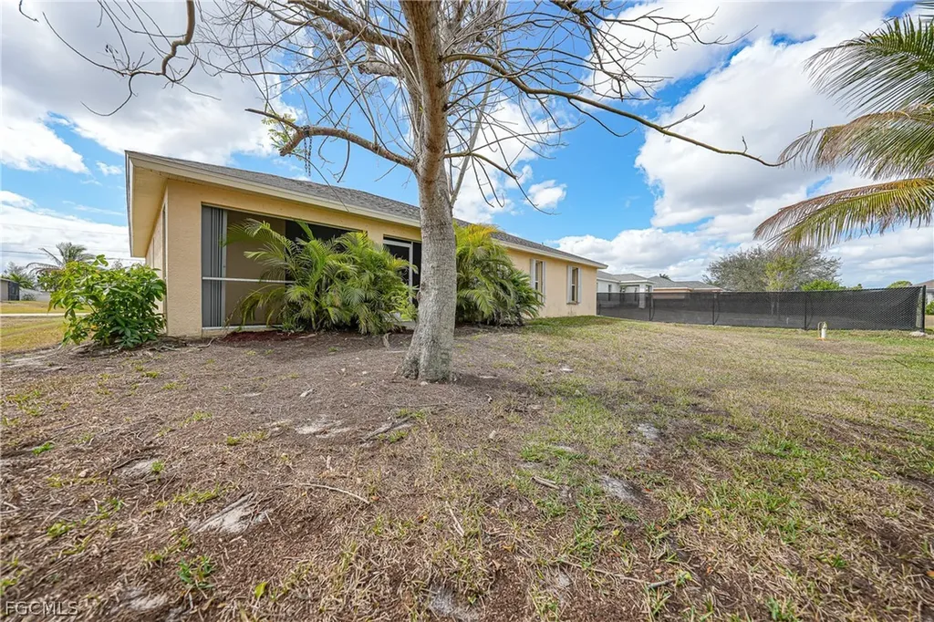 2117 NE 40th Street Cape Coral FL 33909