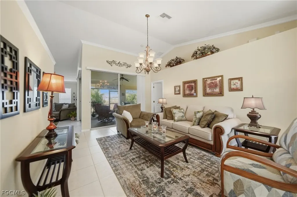 2117 NE 40th Street Cape Coral FL 33909