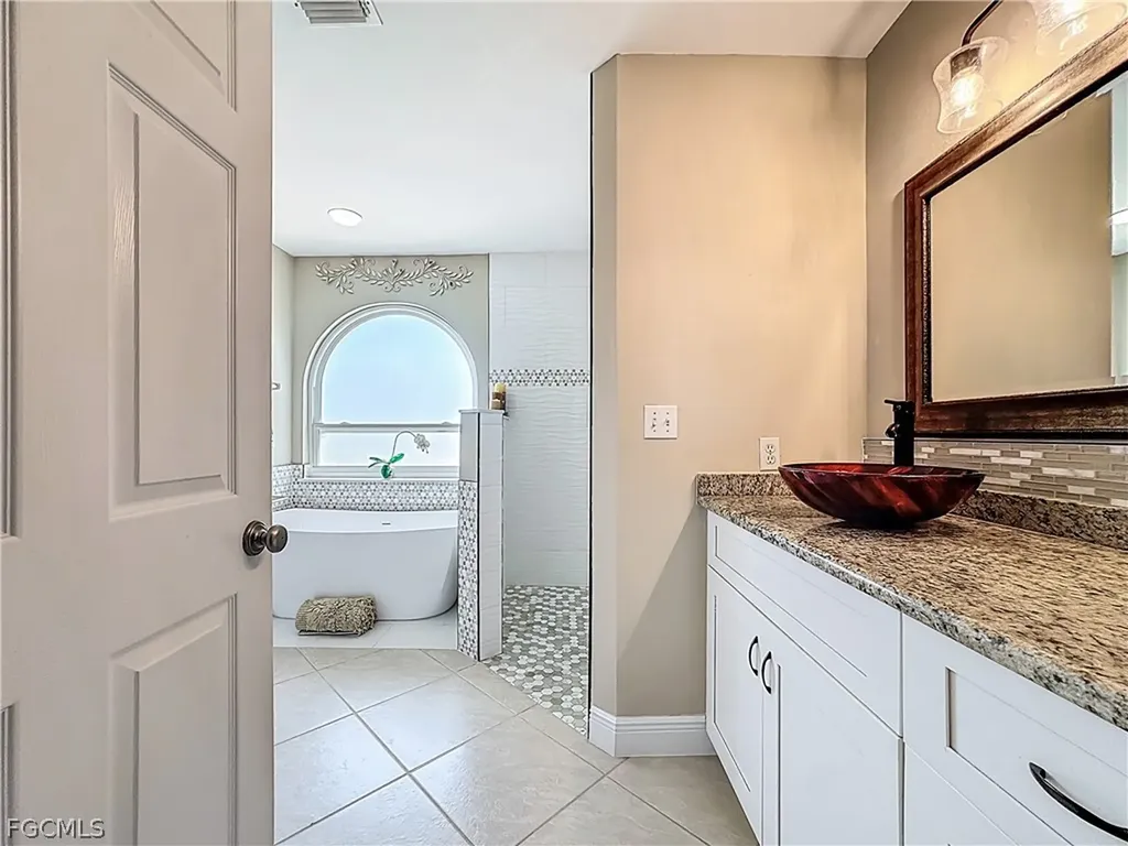 2223 SW 20th Street Cape Coral FL 33991