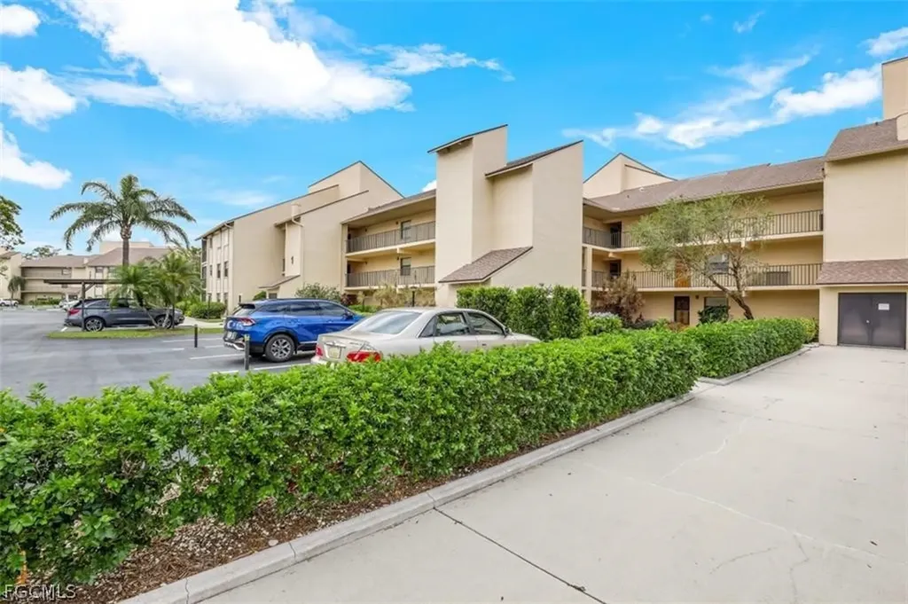 13240 White Marsh Lane Fort Myers FL 33912