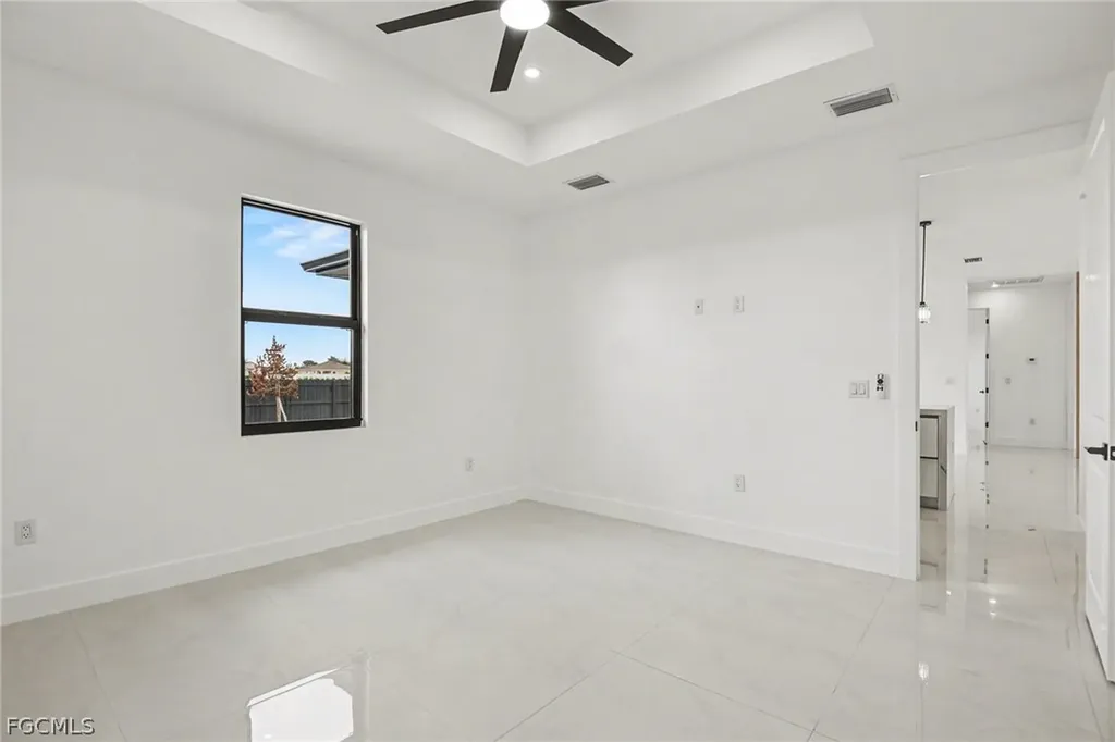 1030 NE Juanita Place Cape Coral FL 33909