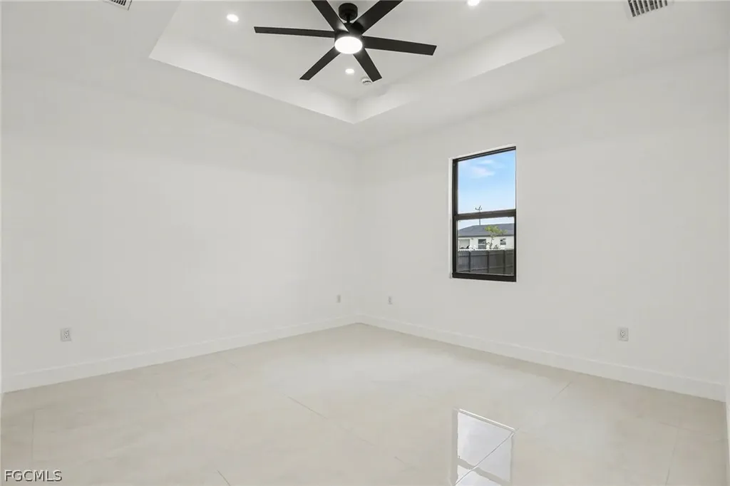 1030 NE Juanita Place Cape Coral FL 33909