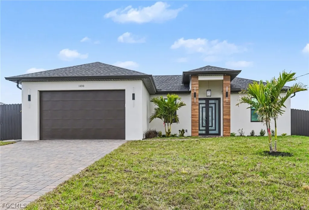 1030 NE Juanita Place Cape Coral FL 33909