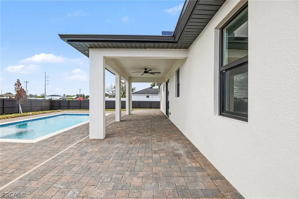 1030 NE Juanita Place Cape Coral FL 33909