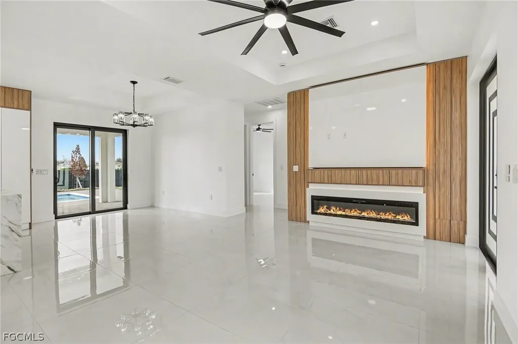 1030 NE Juanita Place Cape Coral FL 33909
