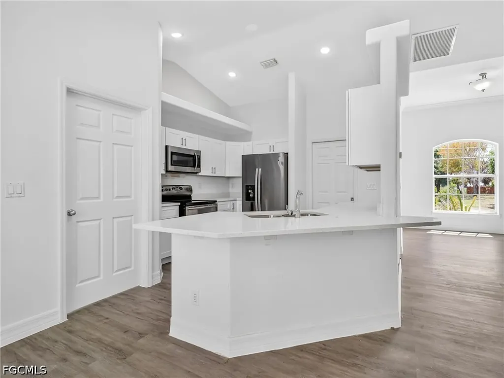 3404 34th Street SW Lehigh Acres FL 33976