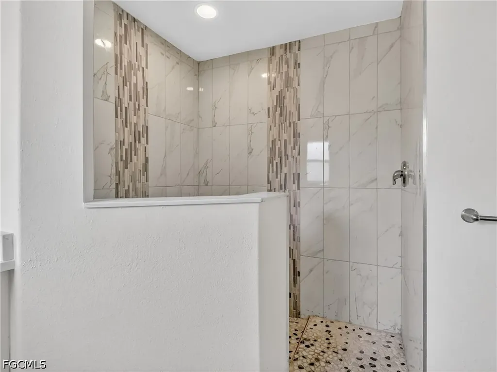 3404 34th Street SW Lehigh Acres FL 33976