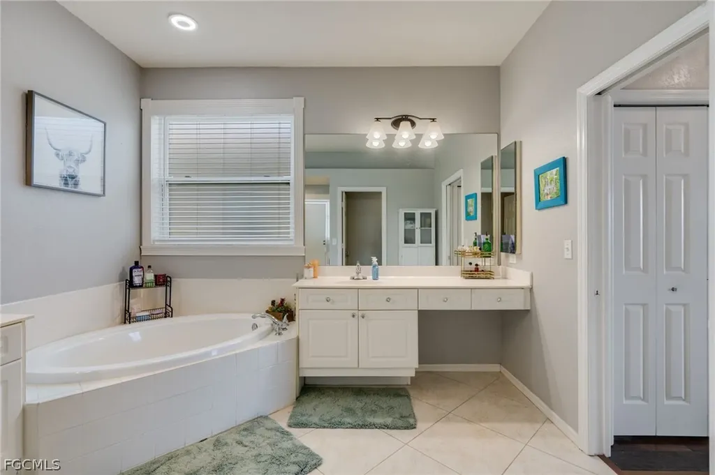 11200 Lakeland Circle Fort Myers FL 33913