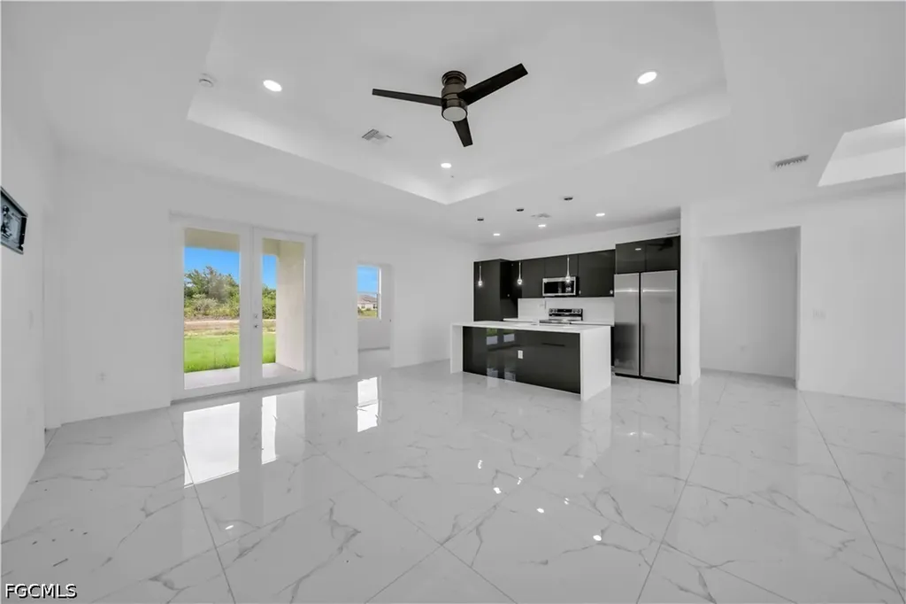 325 Paulcrest Avenue Lehigh Acres FL 33974