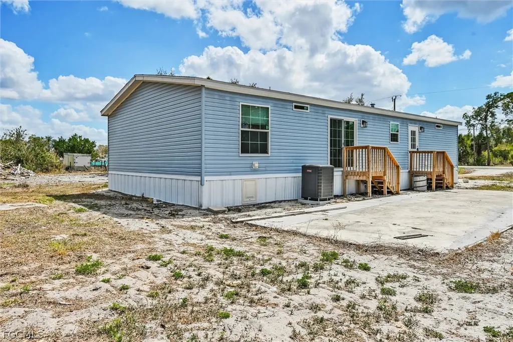 1770 Tucker Lane North Fort Myers FL 33917