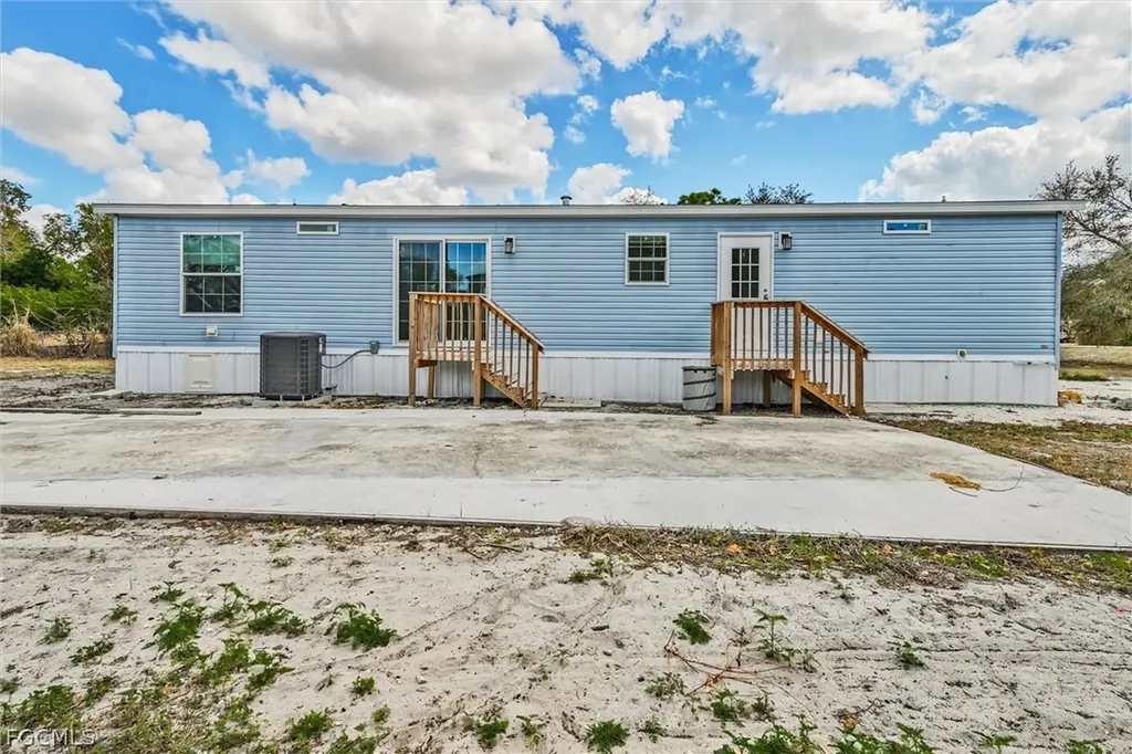1770 Tucker Lane North Fort Myers FL 33917