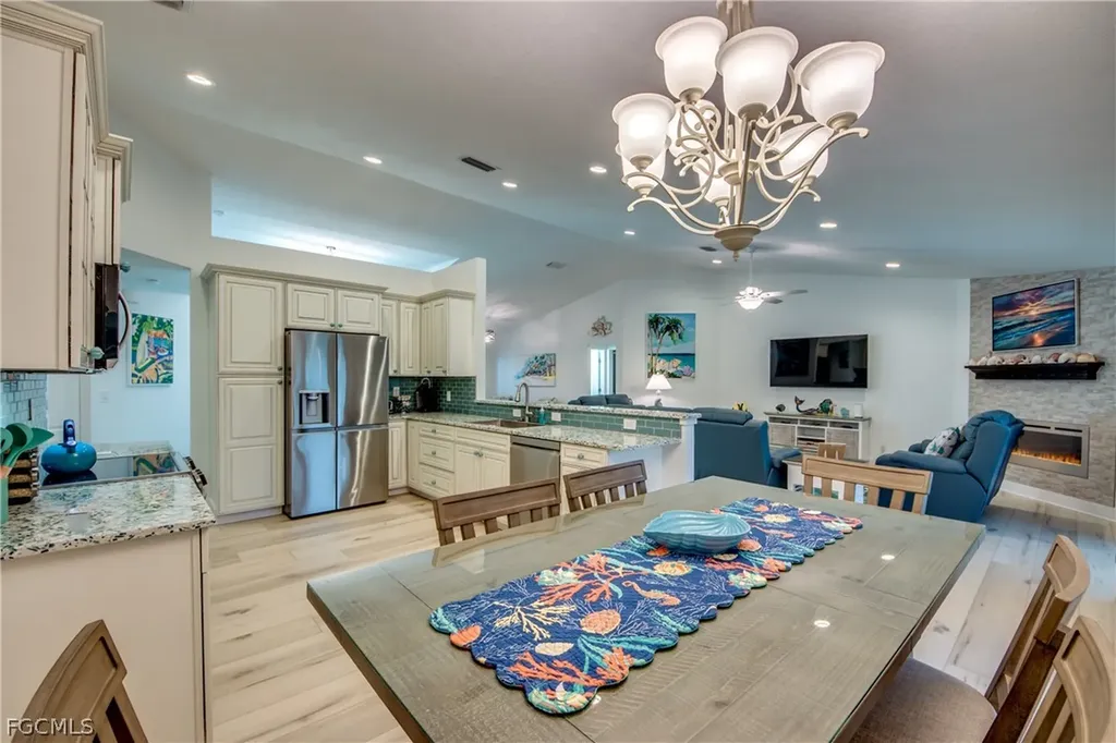 4924 SW 11th Court Cape Coral FL 33914