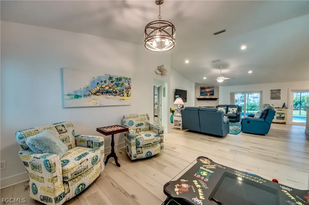 4924 SW 11th Court Cape Coral FL 33914