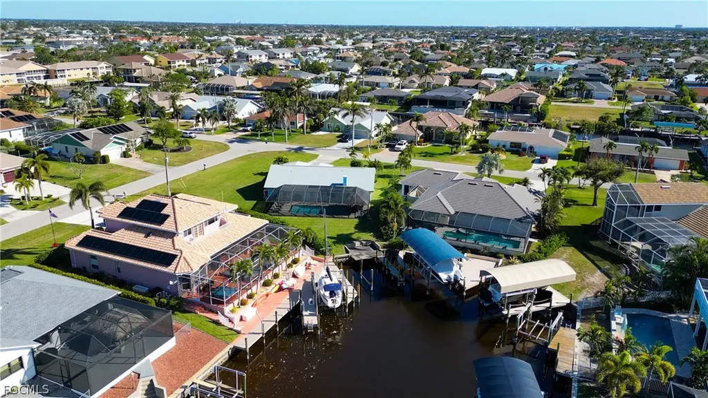4924 SW 11th Court Cape Coral FL 33914
