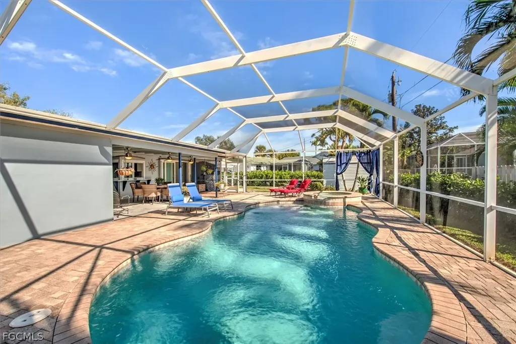 4771 Palmetto Terrace Estero FL 33928