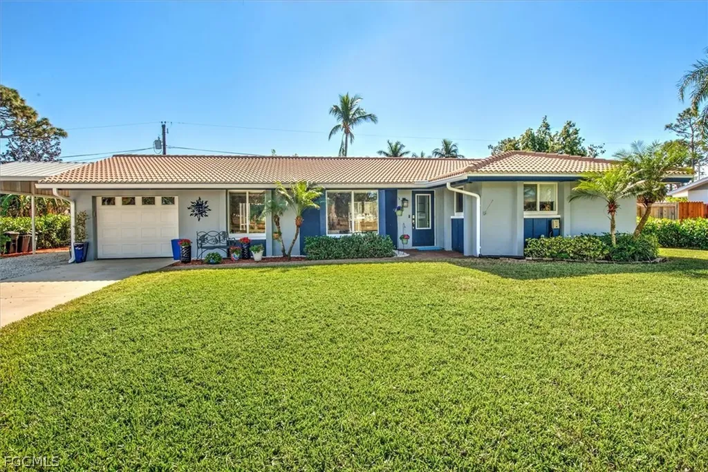 4771 Palmetto Terrace Estero FL 33928