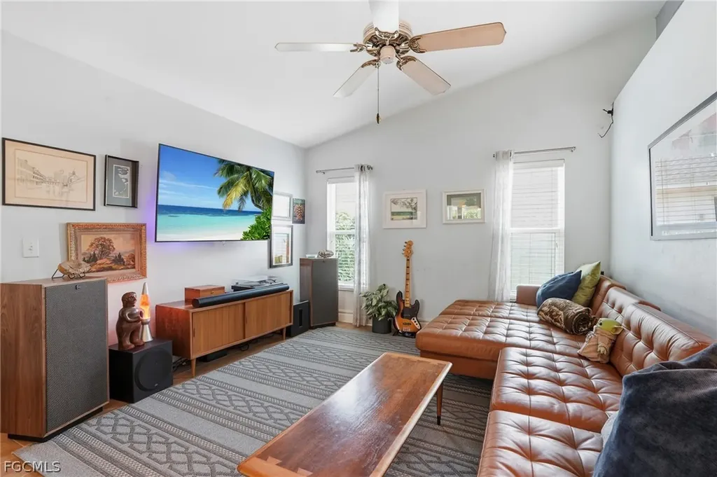 1225 SW 34th Terrace Cape Coral FL 33914