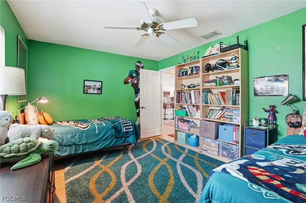 1225 SW 34th Terrace Cape Coral FL 33914