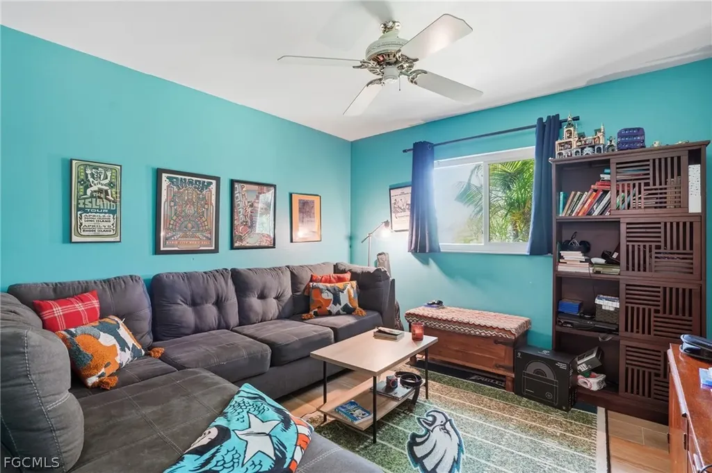 1225 SW 34th Terrace Cape Coral FL 33914