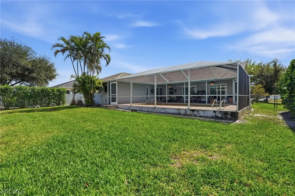 1225 SW 34th Terrace Cape Coral FL 33914