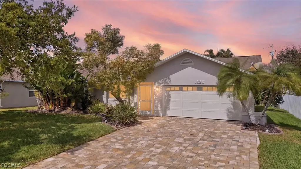 1225 SW 34th Terrace Cape Coral FL 33914