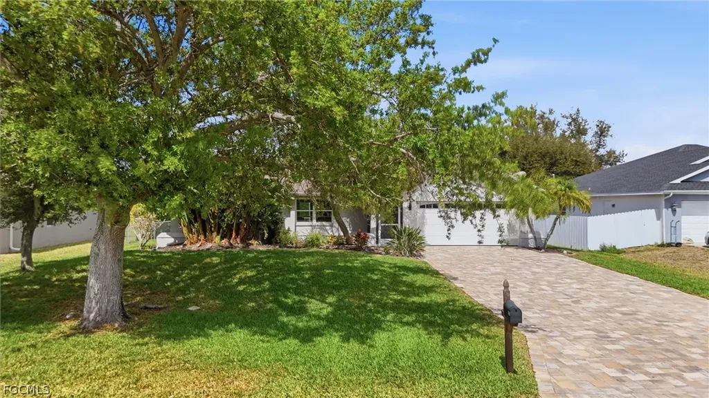 1225 SW 34th Terrace Cape Coral FL 33914