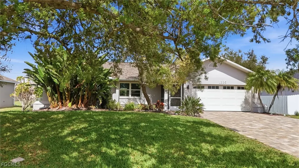 1225 SW 34th Terrace Cape Coral FL 33914