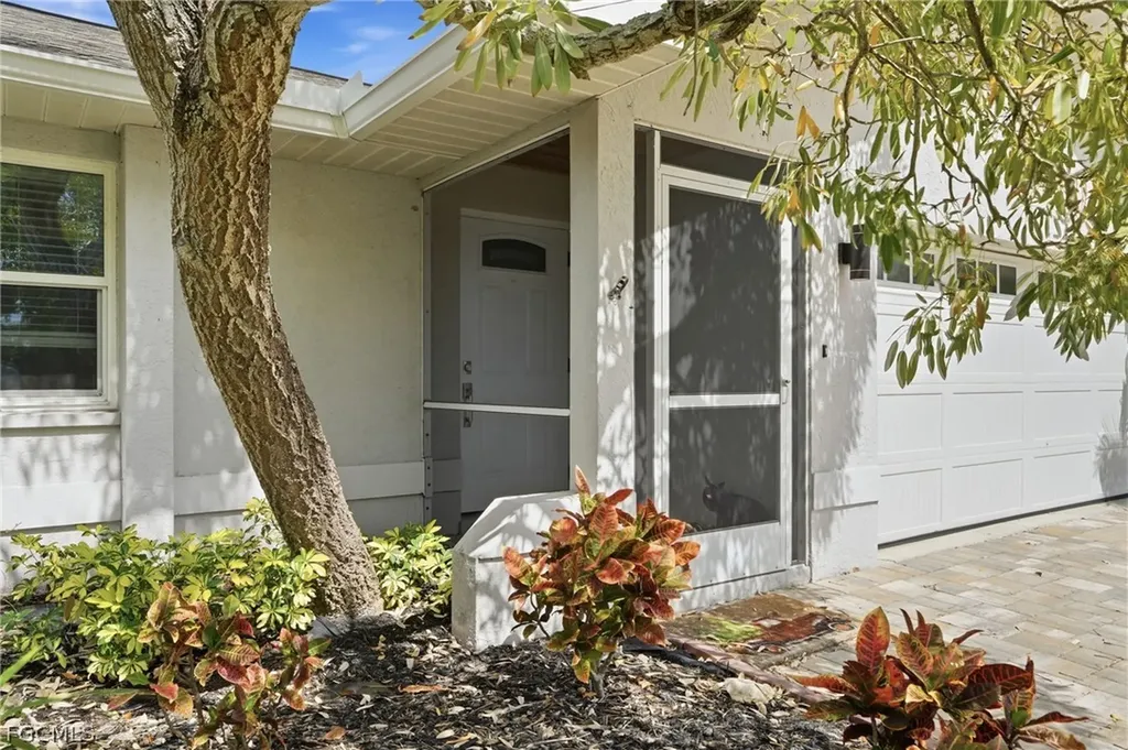 1225 SW 34th Terrace Cape Coral FL 33914