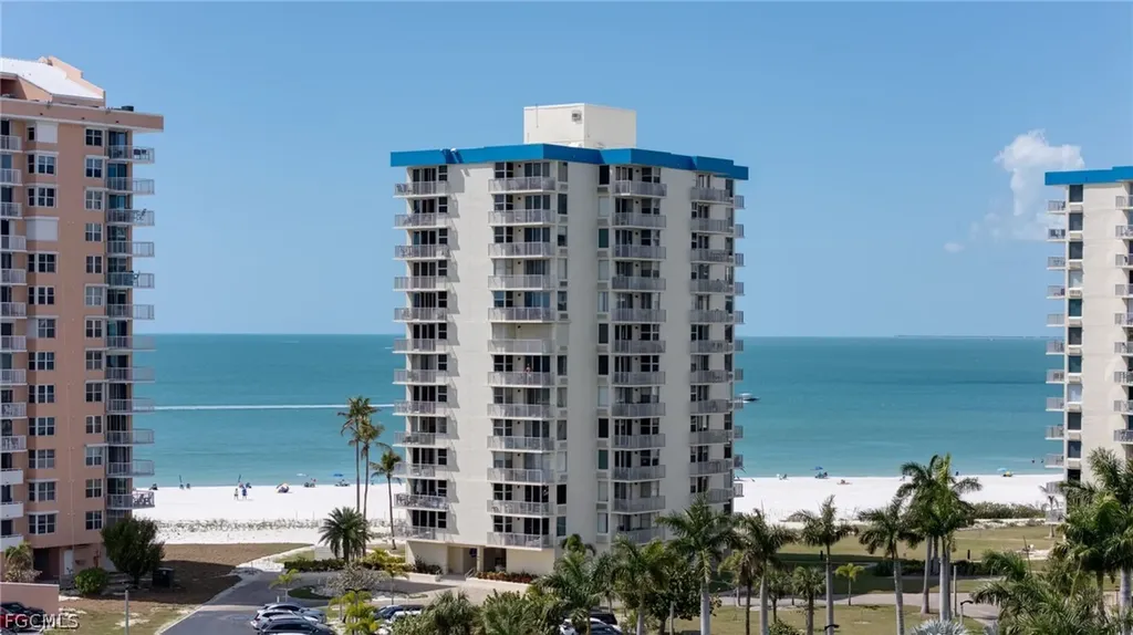 Fort Myers Beach FL, 7360 Estero Boulevard, Unit 403