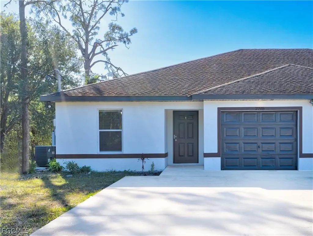 2705 Matena Avenue S Lehigh Acres FL 33973