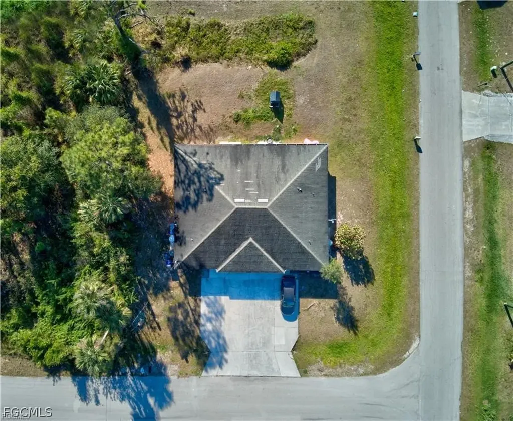 2705 Matena Avenue S Lehigh Acres FL 33973